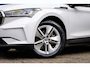 Skoda Enyaq iV 60 | Stoelverwarming | Camera | Apple Carplay | Keyless | Parkeersensoren | Apple Carplay/Android Auto|telefoonintegratie premium | Cruise control | Electronic climate controle