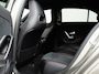 Mercedes-Benz A-klasse 180 Business Solution AMG | Widescreen • Alcantara • CarPlay • NAP