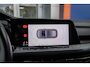 Volkswagen Golf 1.4 eHybrid GTE | Stoel+stuur verwarming | Cruise control adaptief | Apple Carplay/Android Auto | PDC | Navi | Digitaal dashboard | Apple Carplay/Android Auto|telefoonintegratie premium | Cruise control adaptief met Stop&Go en stuurhulp | Extra getint glas