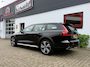 Volvo V60 Cross Country B5 250pk AWD Geartronic Mild Hybrid/ Full option, 73609 Nieuw/ Massagestoelen/ Panoramadak/ Trekhaak/ Origineel NL/ NAP
