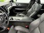 Volvo V60 Cross Country B5 250pk AWD Geartronic Mild Hybrid/ Full option, 73609 Nieuw/ Massagestoelen/ Panoramadak/ Trekhaak/ Origineel NL/ NAP