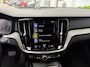 Volvo V60 Cross Country B5 250pk AWD Geartronic Mild Hybrid/ Full option, 73609 Nieuw/ Massagestoelen/ Panoramadak/ Trekhaak/ Origineel NL/ NAP