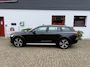 Volvo V60 Cross Country B5 250pk AWD Geartronic Mild Hybrid/ Full option, 73609 Nieuw/ Massagestoelen/ Panoramadak/ Trekhaak/ Origineel NL/ NAP
