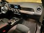 Mercedes-Benz GLB 200 Premium Plus 7-PERSOONS|AMG|1/2 LEDER|DIGITAL COCKPIT|CAMERA|ELEK.TREKHAAK+A-KLEP|STOELVERWARMING|NAVIGATIE|