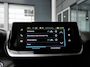 Peugeot e-2008 EV Allure 50 kWh | Lage km.stand | Trekhaak voor fietsendrager | Achteruitrijcamera | Led verlichting | Cruise control | Climate control | Lichmetalen velgen | 3 Fase