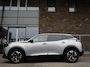 Peugeot e-2008 EV Allure 50 kWh | Lage km.stand | Trekhaak voor fietsendrager | Achteruitrijcamera | Led verlichting | Cruise control | Climate control | Lichmetalen velgen | 3 Fase
