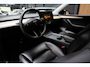 Tesla Model Y Long Range Dual - Motor AWD 75 kWh Navi Camera Leer Warmtepomp ACC Autopilot PDC Elektr. achterklep Stoelverwarmimg voor en achter Stuurverwarming BTW auto