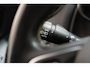 Renault Clio 1.2 TCe Initiale Paris Aut. [ Panoramadak Leer Camera Stoelverwarming Clima ]