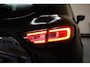 Renault Clio 1.2 TCe Initiale Paris Aut. [ Panoramadak Leer Camera Stoelverwarming Clima ]