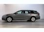 Skoda Octavia Combi 1.5 e-TSI 150pk DSG Business Edition Parkeersensoren Navigatie DAB+