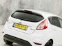 Ford Fiesta 1.0 EcoBoost Titanium Automaat (SCHERM, STOELVERWARMING, GETINT GLAS, LM VELGEN, SPORTSTOELEN, PARKEERSENSOREN, NIEUWSTAAT)