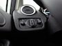 Ford Fiesta 1.0 EcoBoost Titanium Automaat (SCHERM, STOELVERWARMING, GETINT GLAS, LM VELGEN, SPORTSTOELEN, PARKEERSENSOREN, NIEUWSTAAT)