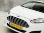 Ford Fiesta 1.0 EcoBoost Titanium Automaat (SCHERM, STOELVERWARMING, GETINT GLAS, LM VELGEN, SPORTSTOELEN, PARKEERSENSOREN, NIEUWSTAAT)