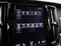 Volvo V90 Cross Country 2.0 T6 Deluxe 320Pk Automaat (PANORAMADAK, BOWERS&WILKINS, MEMORY SEATS, STOELVERWARMING/KOELING, CAMERA, HEAD-UP DISPLAY, GETINT GLAS, KEYLESS, LEDER, NIEUWSTAAT)