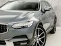 Volvo V90 Cross Country 2.0 T6 Deluxe 320Pk Automaat (PANORAMADAK, BOWERS&WILKINS, MEMORY SEATS, STOELVERWARMING/KOELING, CAMERA, HEAD-UP DISPLAY, GETINT GLAS, KEYLESS, LEDER, NIEUWSTAAT)