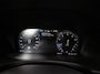 Volvo V90 Cross Country 2.0 T6 Deluxe 320Pk Automaat (PANORAMADAK, BOWERS&WILKINS, MEMORY SEATS, STOELVERWARMING/KOELING, CAMERA, HEAD-UP DISPLAY, GETINT GLAS, KEYLESS, LEDER, NIEUWSTAAT)