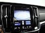 Volvo V90 Cross Country 2.0 T6 Deluxe 320Pk Automaat (PANORAMADAK, BOWERS&WILKINS, MEMORY SEATS, STOELVERWARMING/KOELING, CAMERA, HEAD-UP DISPLAY, GETINT GLAS, KEYLESS, LEDER, NIEUWSTAAT)