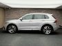 Volkswagen Tiguan 1.4 TSI eHybrid R-Line Business+ Trekhaak | Panorama | Camera | Adap cruise