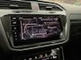 Volkswagen Tiguan 1.4 TSI eHybrid R-Line Business+ Trekhaak | Panorama | Camera | Adap cruise