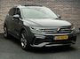 Volkswagen Tiguan 1.5 TSI R-Line Business+ Panorama IQ Trekhaak Sfeer Virtual