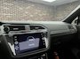 Volkswagen Tiguan 1.5 TSI R-Line Business+ Panorama IQ Trekhaak Sfeer Virtual