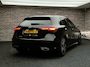 Mercedes-Benz A-klasse 200 AMG Line | Adaptive cruise| LED| Camera|