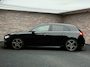 Mercedes-Benz A-klasse 200 AMG Line | Adaptive cruise| LED| Camera|