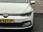 Volkswagen Golf 1.5 eTSI Style |IQ light |Pano| ergoActive