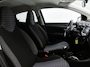 Peugeot 108 Allure 1.0 e-VTi 72pk | Lage kilometerstand! | Navigatie via Apple Carplay / Android Auto | Achteruitrijcamera | Climate Control | Bluetooth | DAB+ radio | Automatisch dimlicht | Touchscreen | Radio/MP3 speler met stuurbediening | Zuinig en voordelig autorijden! | Dealeronderhouden | Donker getint glas | 15" lichtmetalen velgen |