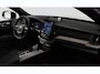 Volvo XC60 2.0 T8 AWD Plug-in hybrid Ultra Dark | 186 km Elektrische Actieradius | Facelift | 360° Camera | Head-Up Display | Luchtvering | Ventilatie & Massage in voorstoelen | Panoramadak |