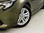 Toyota Corolla 1.8 hybrid Sport Automaat (CAMERA, TREKHAAK, LM VELGEN, SPORTSTOELEN, ADAPTIVE CRUISE, LANE ASSIST, NIEUWSTAAT)