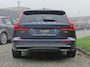 Volvo V60 T6 350PK Plug-in hybrid AWD Ultra Dark | BLIS | B&W | HUD | Pano | 360 Camera | ACC | Keyless | Massage + geventileerde & verwarmde stoelen |