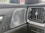 Volvo V60 T6 350PK Plug-in hybrid AWD Ultra Dark | BLIS | B&W | HUD | Pano | 360 Camera | ACC | Keyless | Massage + geventileerde & verwarmde stoelen |