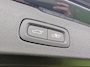 Volvo V60 T6 350PK Plug-in hybrid AWD Ultra Dark | BLIS | B&W | HUD | Pano | 360 Camera | ACC | Keyless | Massage + geventileerde & verwarmde stoelen |