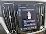 Volvo V60 T6 350PK Plug-in hybrid AWD Ultra Dark | BLIS | B&W | HUD | Pano | 360 Camera | ACC | Keyless | Massage + geventileerde & verwarmde stoelen |