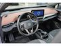 Volkswagen ID.5 Pro Performance 77 kWh | 93% Soh | Pano | trekhaak | warmtepomp | ACC