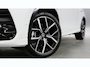 Volkswagen Tiguan 1.5 eHybrid 204pk R-Line Edition DSG / Panoramadak / 360 Camera / Trekhaak wegklapbaar / Demonstratieauto