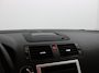 Volvo V50 2.0 Sport Bluetooth, Cruise control, Regensensor, Dimlichten automatisch, Een stijlvolle en sportieve stationwagen die bekendstaat om zijn degelijke bouwkwaliteit, comfort en Scandinavische uitstraling. De 2.0-liter benzinemotor biedt prettige prestaties en maakt d