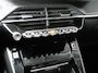 Peugeot 2008 1.2 PureTech Allure Pack | Trekhaak | Achteruitrijcamera | Navigatie | Keyless start | Extra getint glas | Lichtmetalen velgen | Climate control | Cruise control
