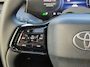 Toyota Urban Cruiser EXECUTIVE 61 kWh NIEUW & DIRECT LEVERBAAR! JBL-AUDIO STOEL/STUURVERW PANODAK KEYLESS APPLE/ANDROID WARMTEPOMP 360-CAMERA