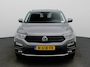 Volkswagen T-Roc 1.0 TSI Style Business 110 PK | Navigatie | Parkeersensoren | Climate Control | Adaptive Cruise Control | Achterklep, elektrisch bedienbaar | Apple Carplay | Android Auto |