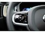 Volvo XC60 2.0 T8 Plug-in hybrid AWD Ultra Dark | Pano-dak | Trekhaak | Head-up | 360 camera | Stoel + stuurverw. | aurora silver |