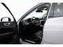 Volvo XC60 2.0 T8 Plug-in hybrid AWD Ultra Dark | Pano-dak | Trekhaak | Head-up | 360 camera | Stoel + stuurverw. | aurora silver |