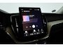 Volvo XC60 2.0 T8 Plug-in hybrid AWD Ultra Dark | Pano-dak | Trekhaak | Head-up | 360 camera | Stoel + stuurverw. | aurora silver |