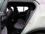 Volvo XC40 Single Motor Extened Range Core 82 kWh | Automaat | Apple Carplay / Android Auto | Trekhaak | Virtual Cockpit | Stoel - Stuurverwarming | Achteruitrijcamera | Navigatie | Climate Control | Cruise Control | Lichtmetalen Velgen |
