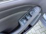 Mercedes-Benz B-klasse 180 Ambition Automaat [ Face lift mod.Fm navi,cruise,lmv,trekhaak ]