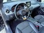 Mercedes-Benz B-klasse 180 Ambition Automaat [ Face lift mod.Fm navi,cruise,lmv,trekhaak ]