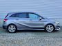 Mercedes-Benz B-klasse 180 Ambition Automaat [ Face lift mod.Fm navi,cruise,lmv,trekhaak ]