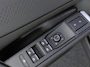 Volkswagen T-Roc 1.5eTSI/150PK R Line · Camera · Navigatie · Apple/Android Car Play · Trekhaak · Stoelverwarming · Garantie t/m 20-01-2028
