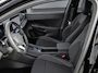 Volkswagen T-Roc 1.5eTSI/150PK R Line · Camera · Navigatie · Apple/Android Car Play · Trekhaak · Stoelverwarming · Garantie t/m 20-01-2028